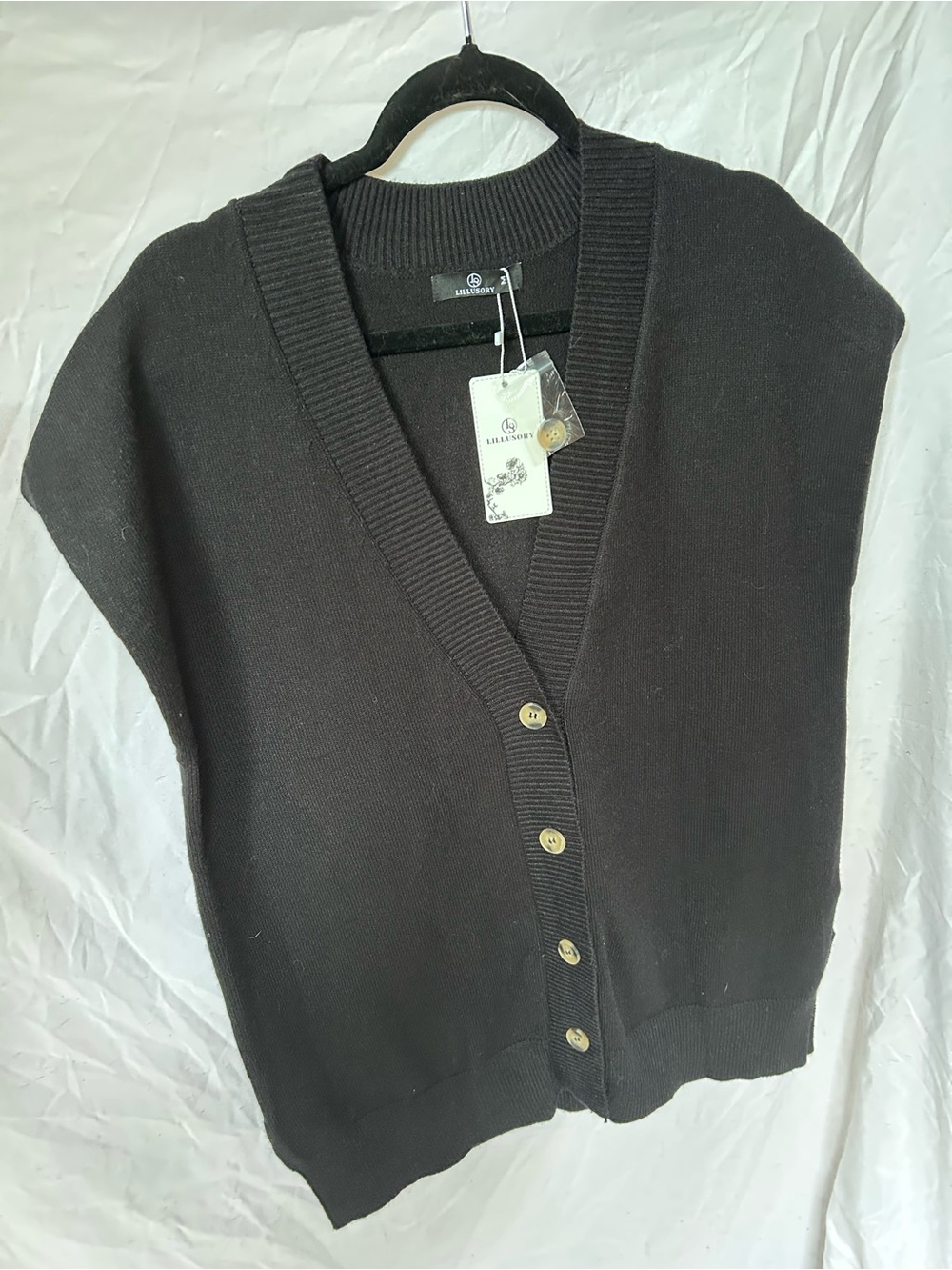 NWT LILLUSORY Black Oversized Button Sweater Vest M